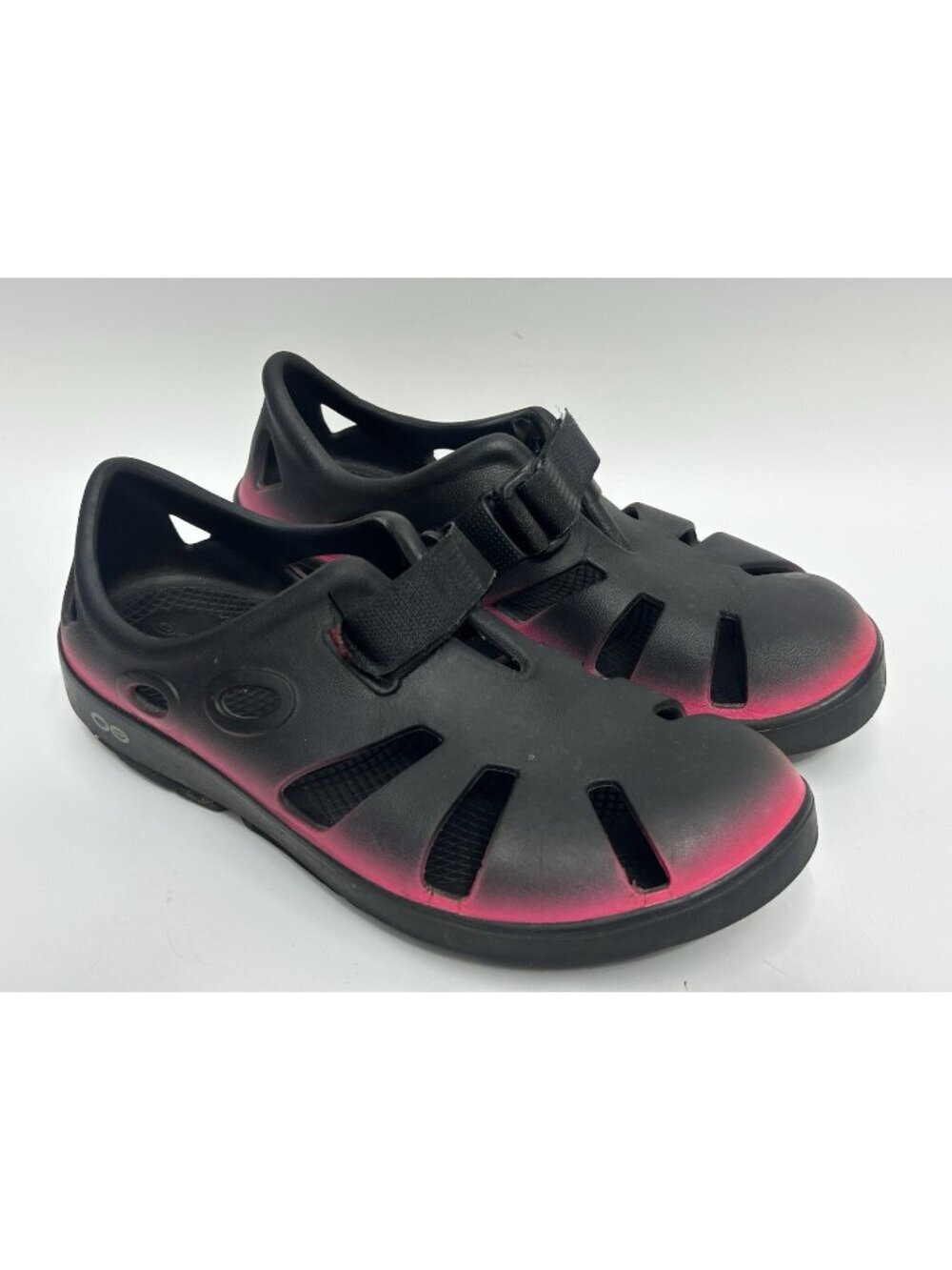 Oofos OOcandoo Slip-on Recovery Sandal Shoe Black/Pink Ombré W6/EU37